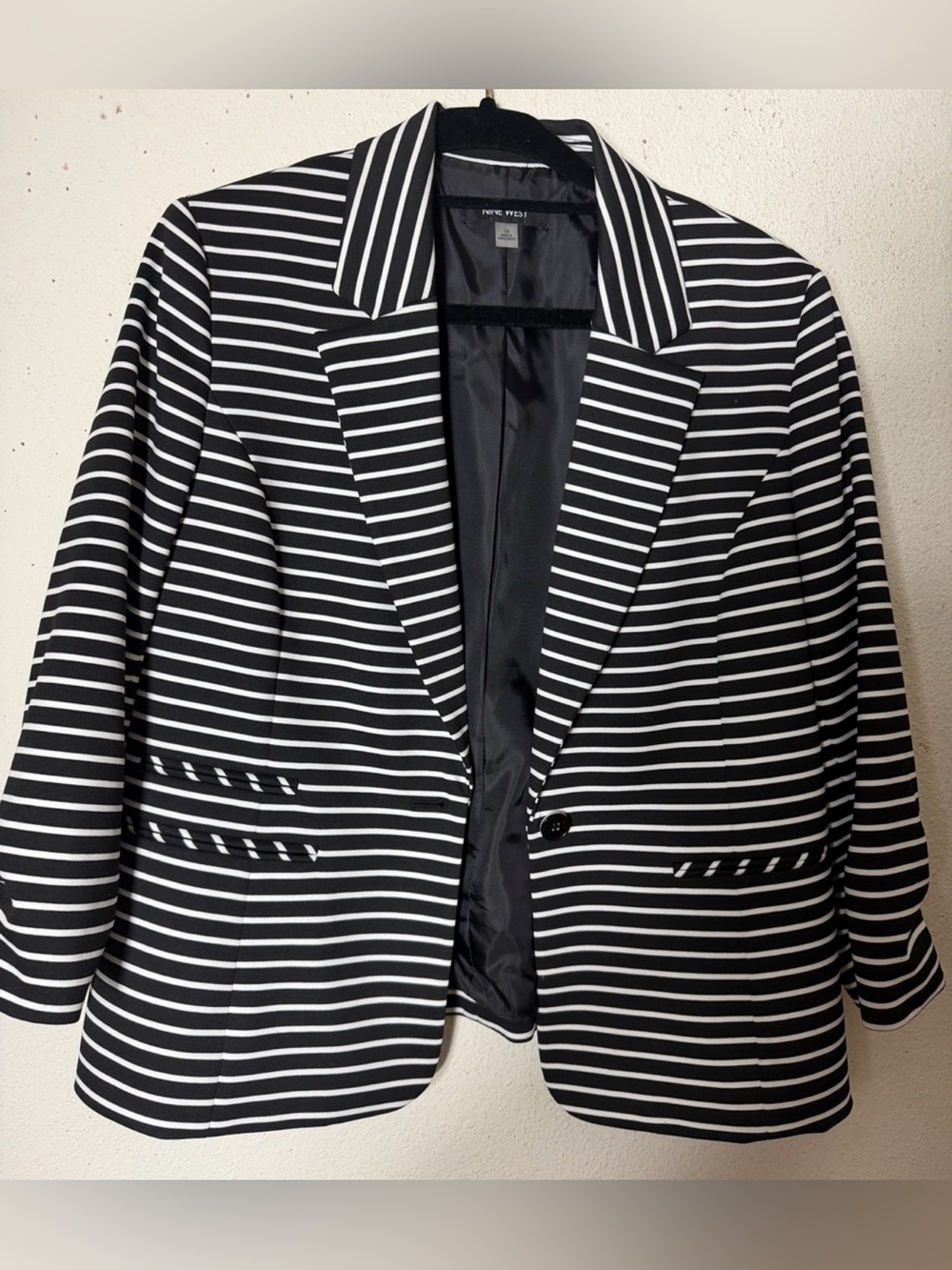 Nine West Black & White Striped Blazer with a unique design of sleeves 14